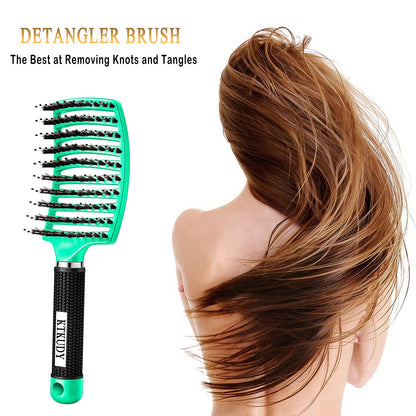 Close up of boar bristles on Ktkudy detangling brush