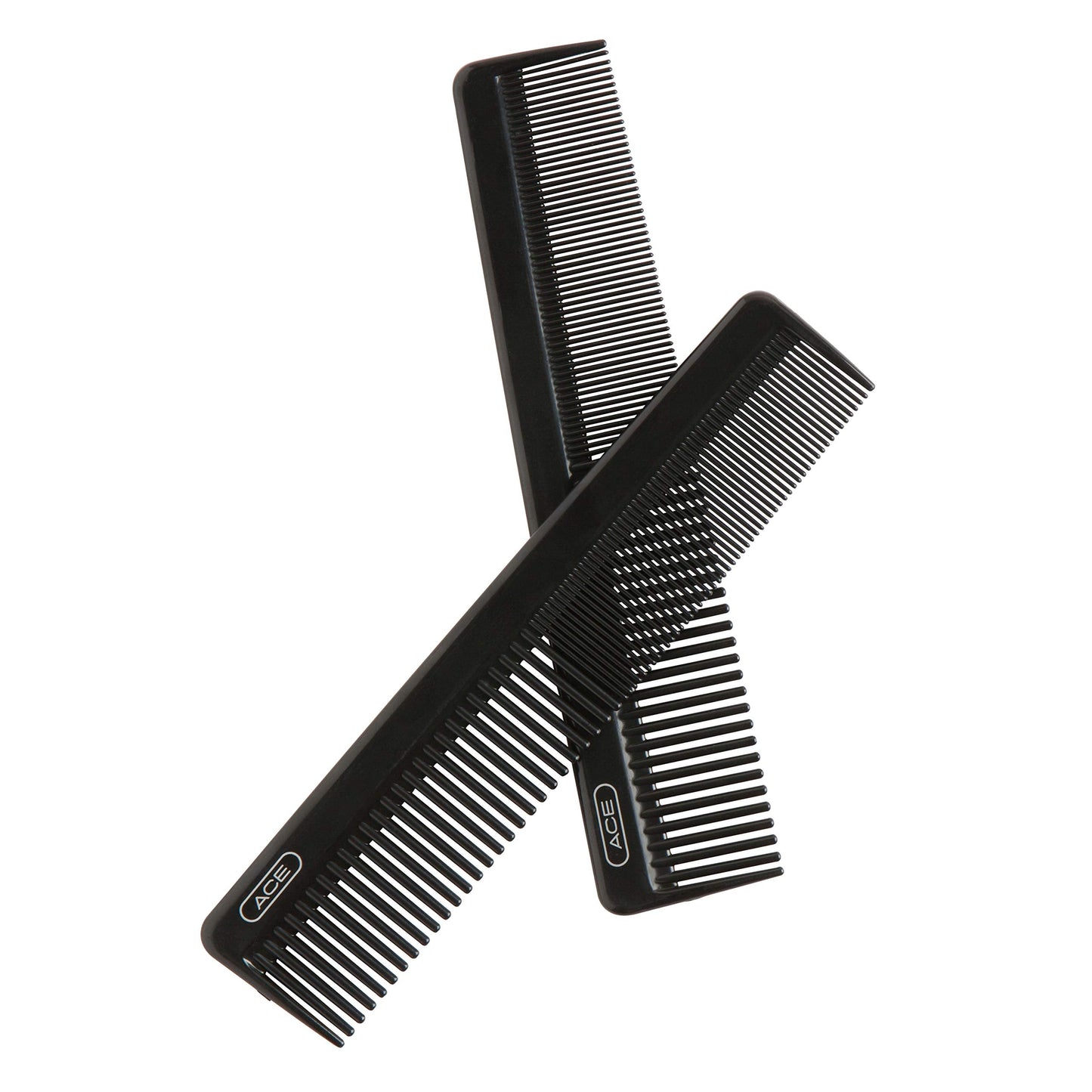 Detailed shot of the graduation between the fine and medium teeth on the styling comb.