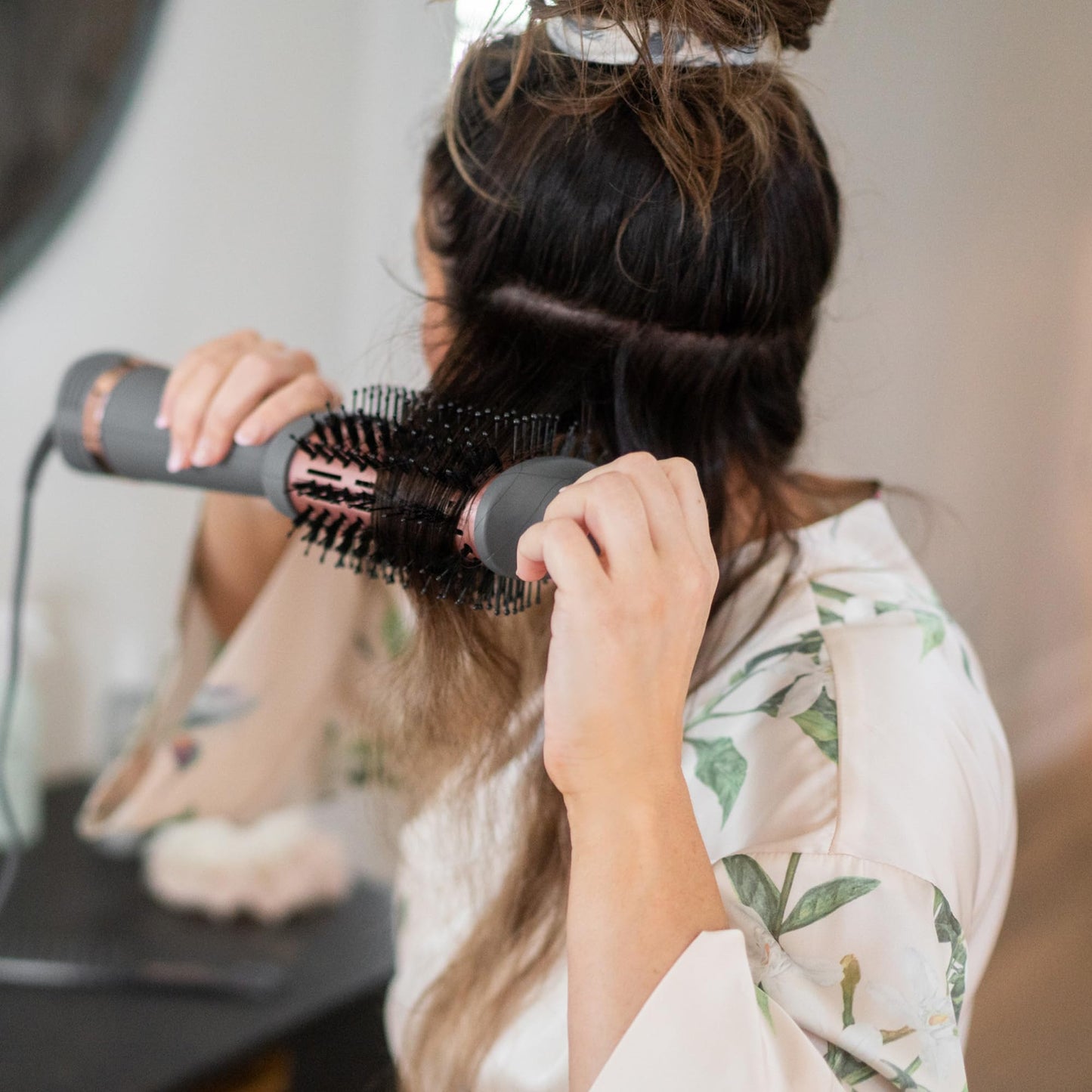Ceramic tourmaline barrel and tufted bristles close up on Hairitage one step blowout brush