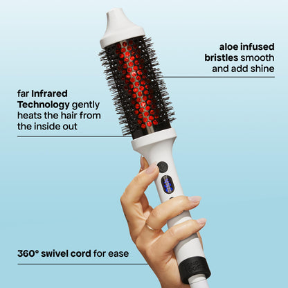 BondiBoost thermal bounce brush close up view of the aloe vera infused styling bristles