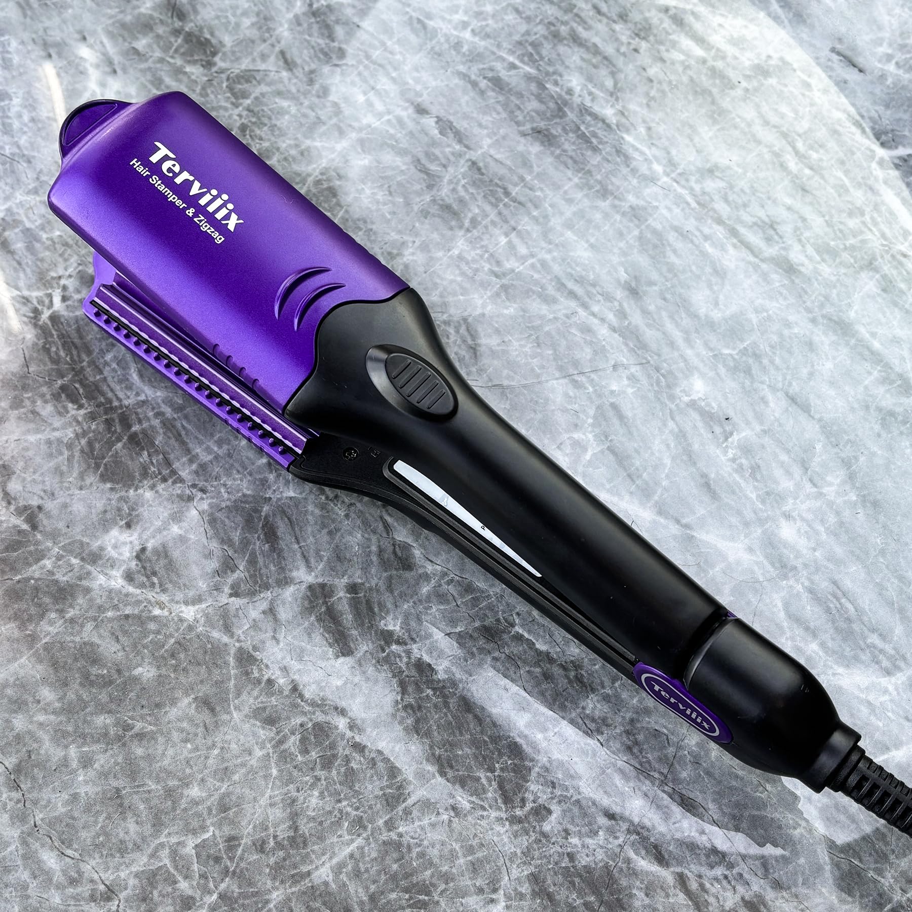 Terviiix women hair crimper packaging contents demonstrating the complete volumizing kit
