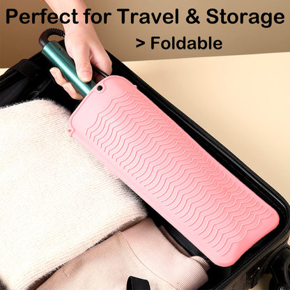 Uorneri silicone mat folded into a travel pouch