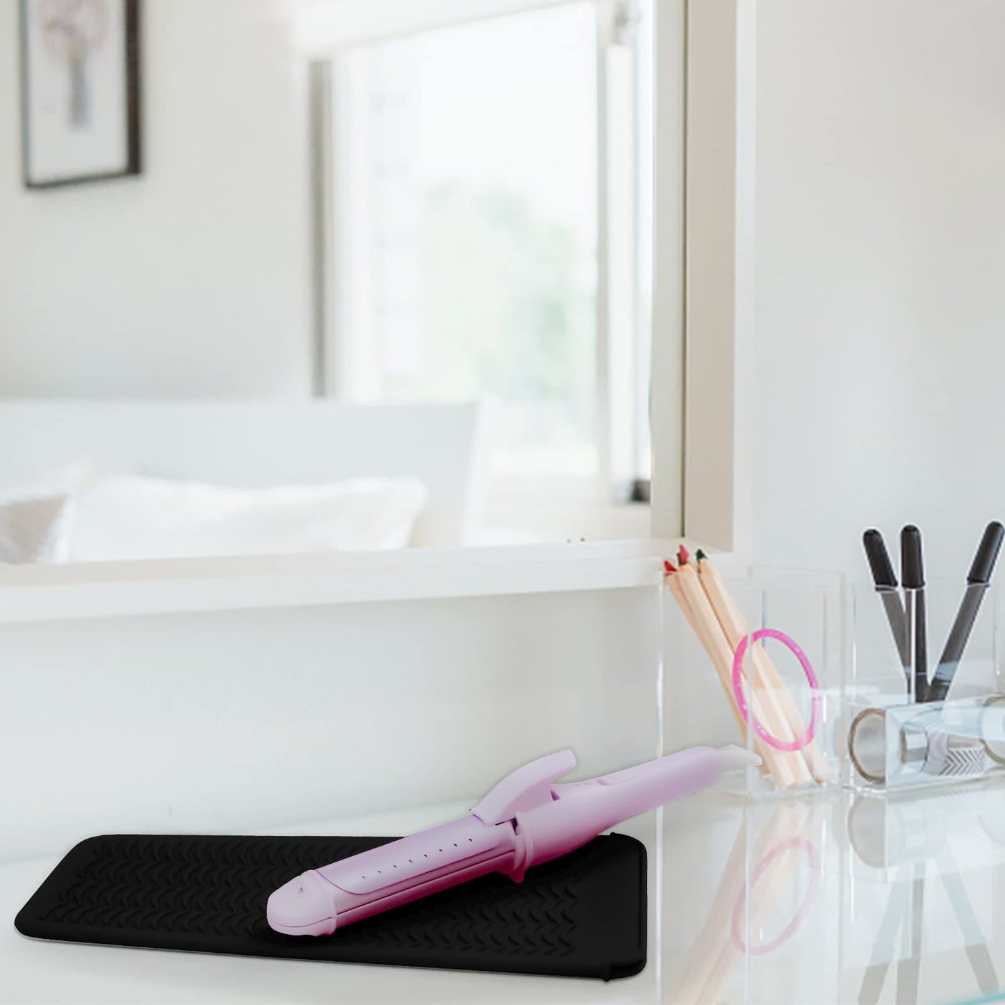 Fouews flat iron storage pouch folded for travel