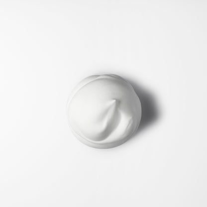 Shu Uemura 150ml curly hair styling foam packaging details