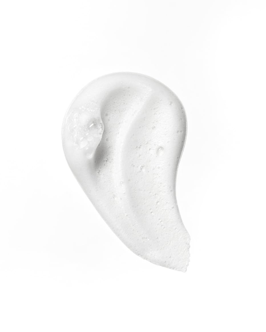 Organic hair styling foam with quinoa and acacia gum ingredients