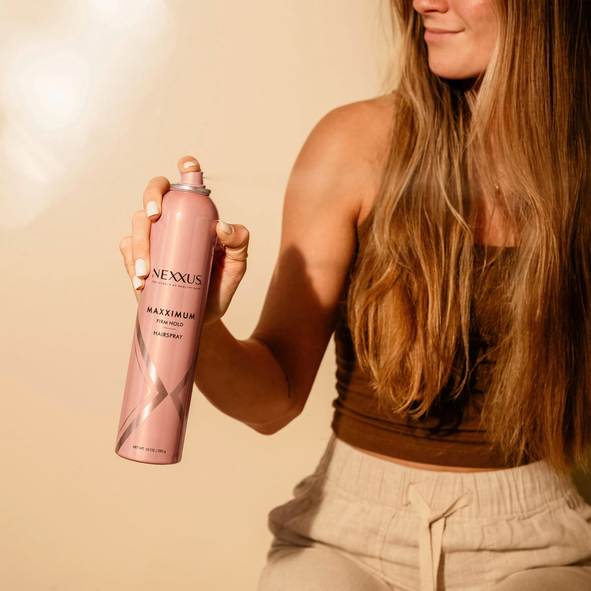Nexxus seventy two hour humidity shield finishing spray close up