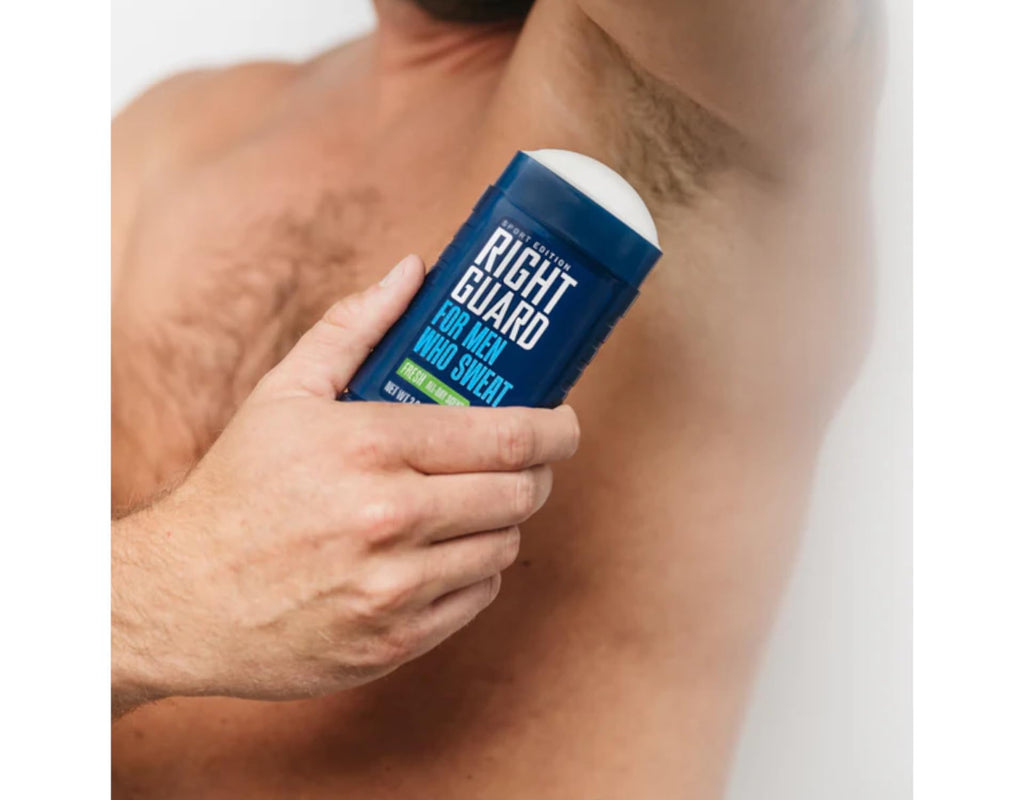 Right Guard 4-In-1 protection men antiperspirant group shot
