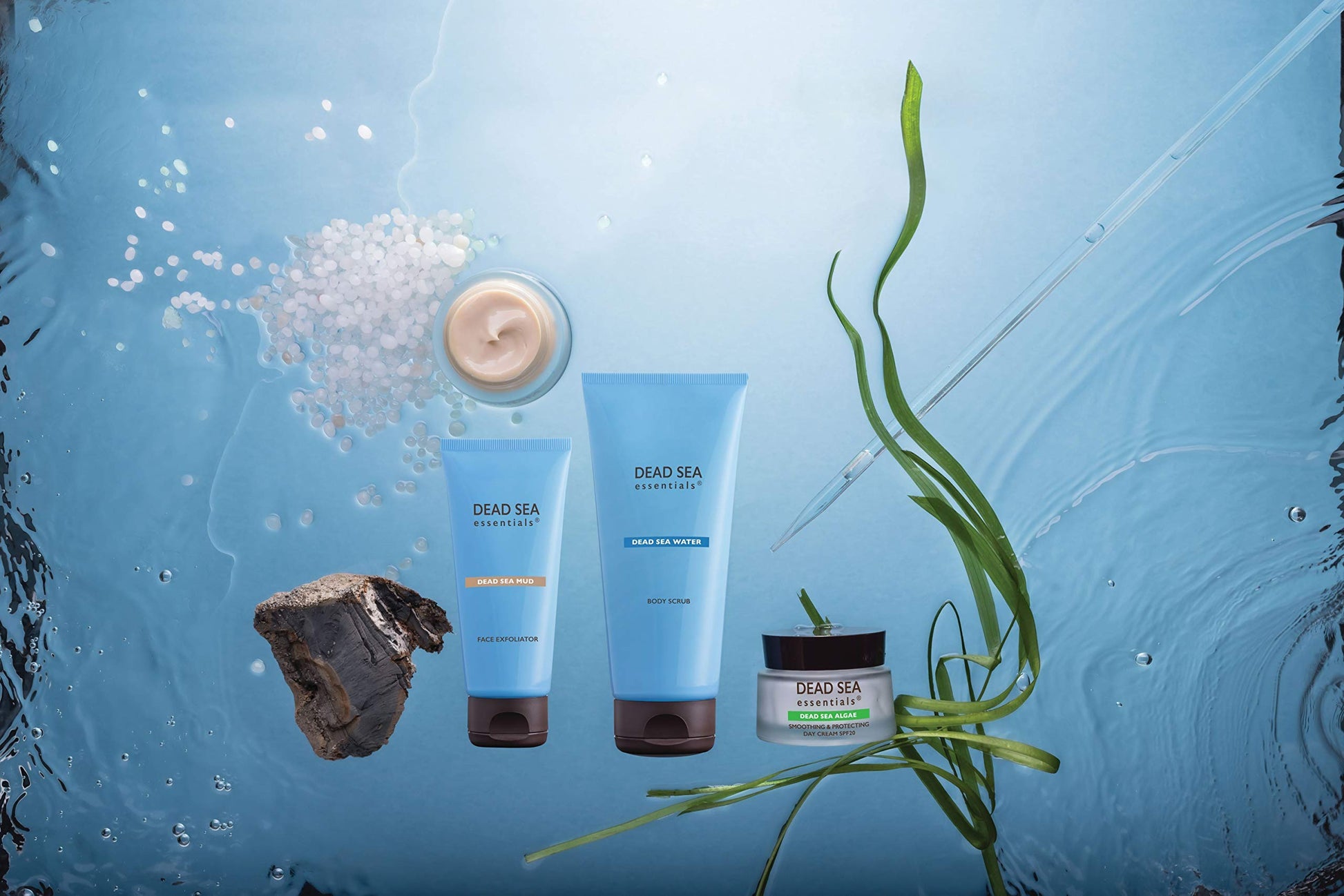 Texture of Dead Sea Essentials Mud Body Cream