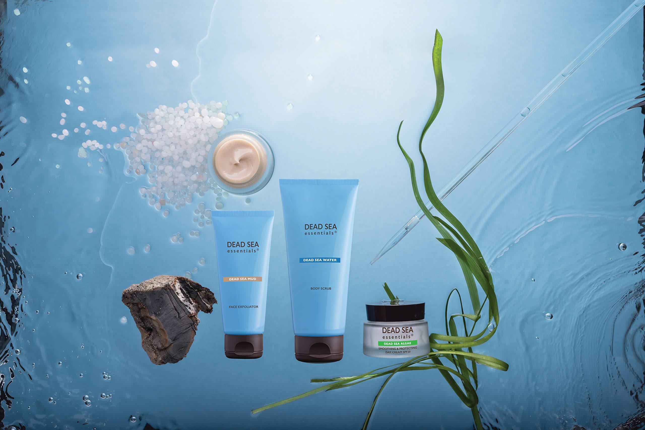 Texture of Dead Sea Essentials Mud Body Cream