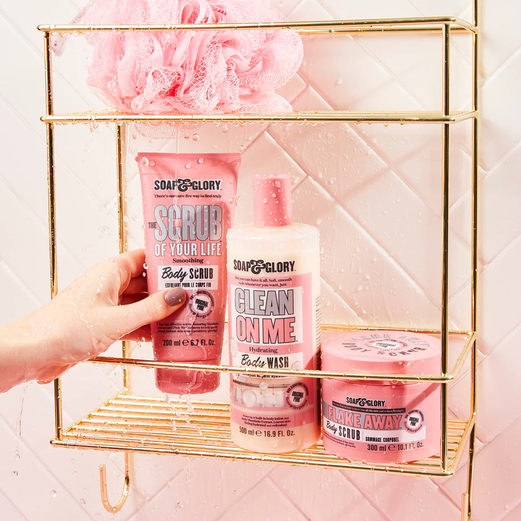 Soap & Glory vegan exfoliating scrub texture and lather visualization