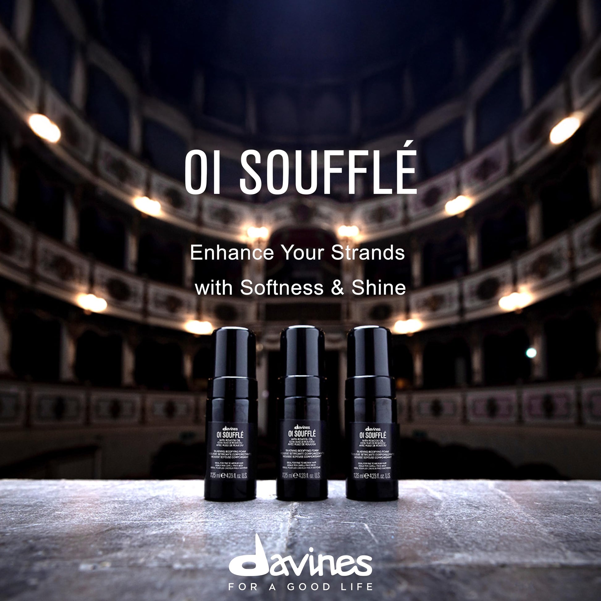 Davines Oi SoufflÃ© liquid-to-foam texture close up