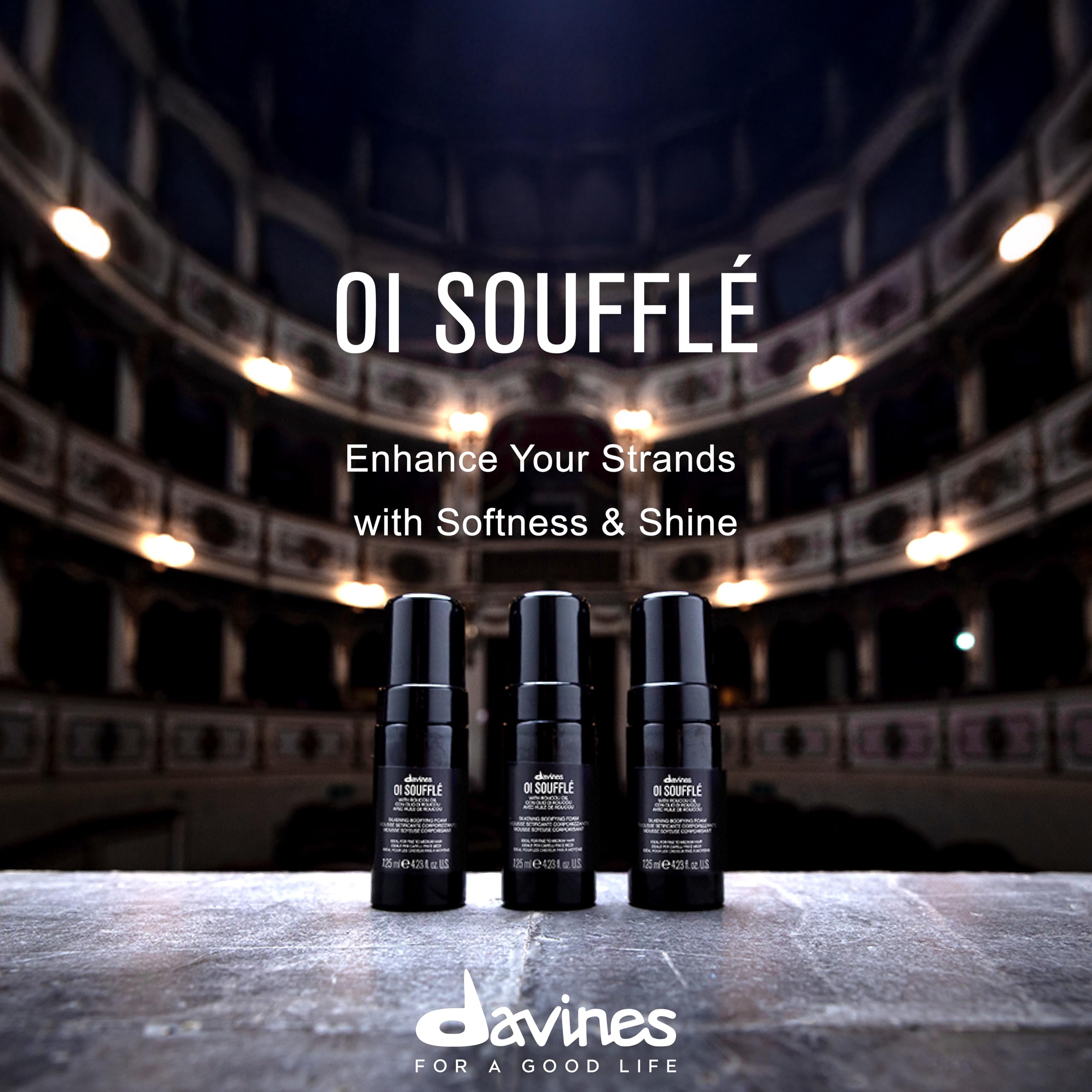 Davines Oi SoufflÃ© liquid-to-foam texture close up