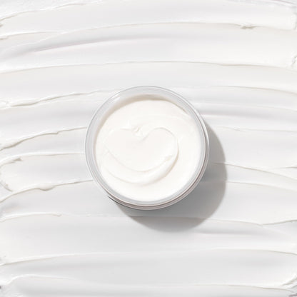 Applying Kenra Matte Texture Putty to hair