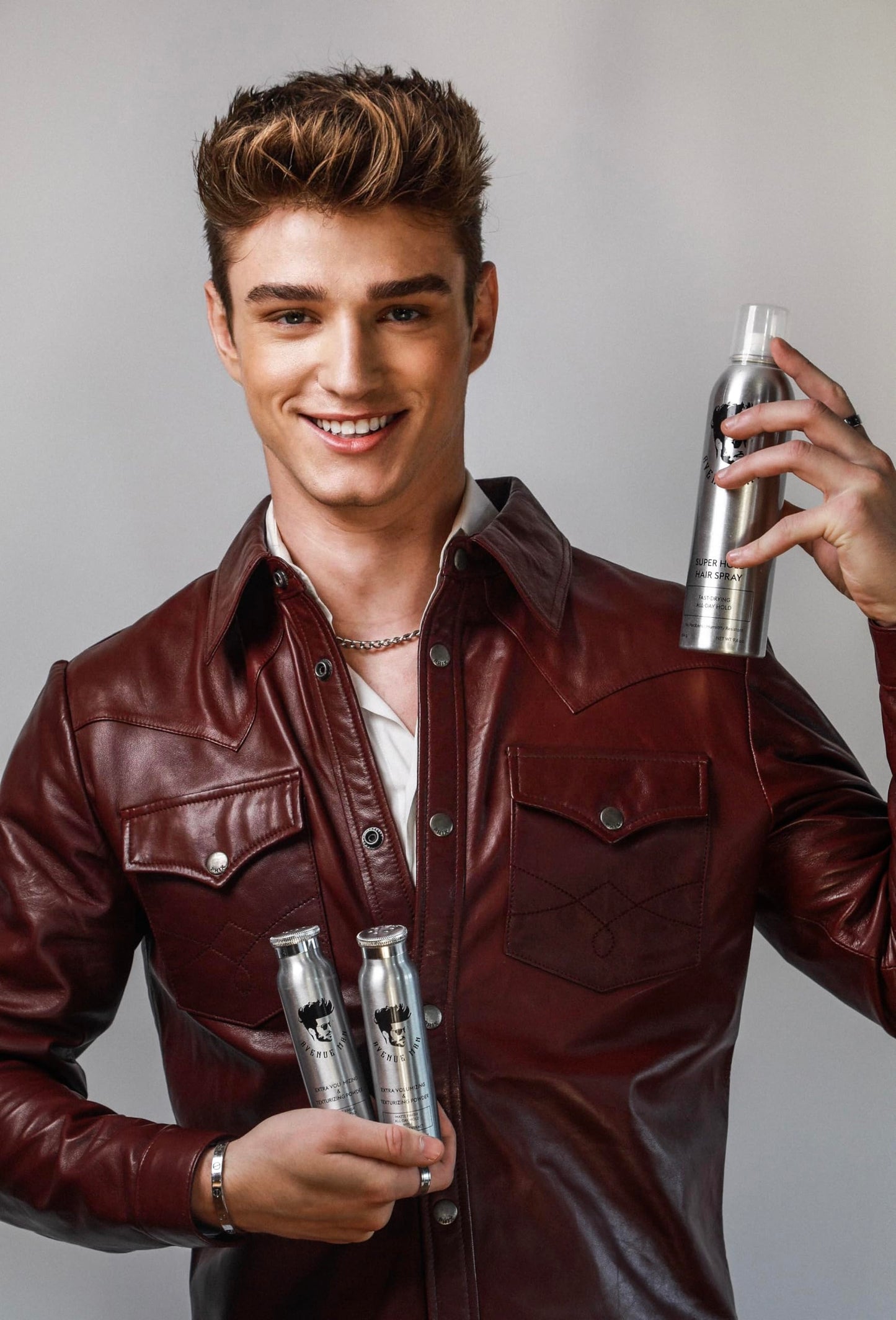 Avenue Man hair styling powder for men matte finish