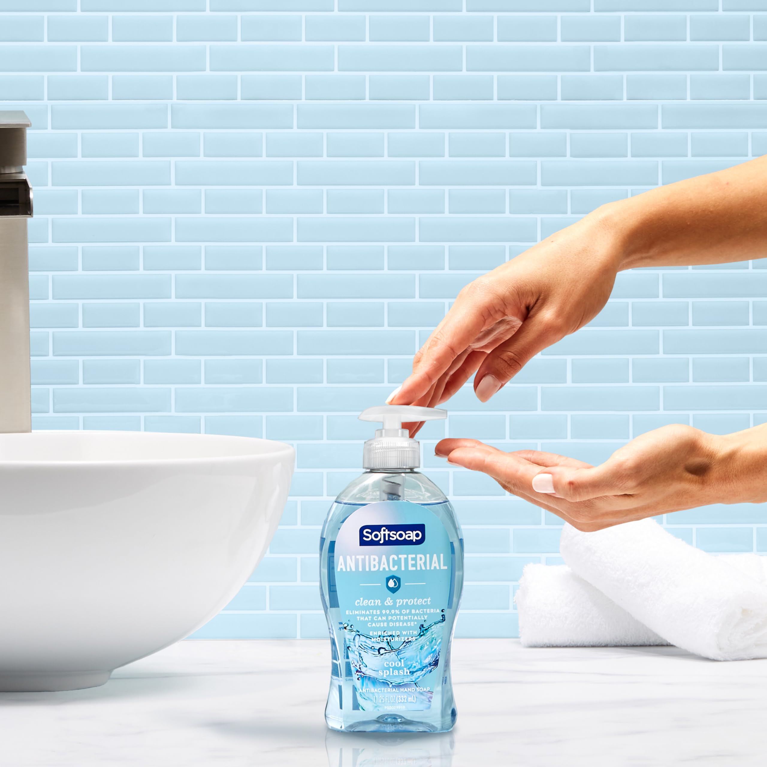 Softsoap Cool Splash antibacterial hand wash six pack packaging for reliable home germ protection