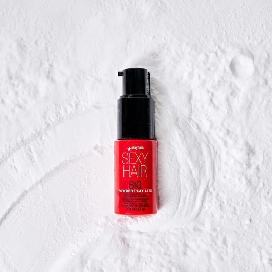 SexyHair volumizing powder application on hair roots