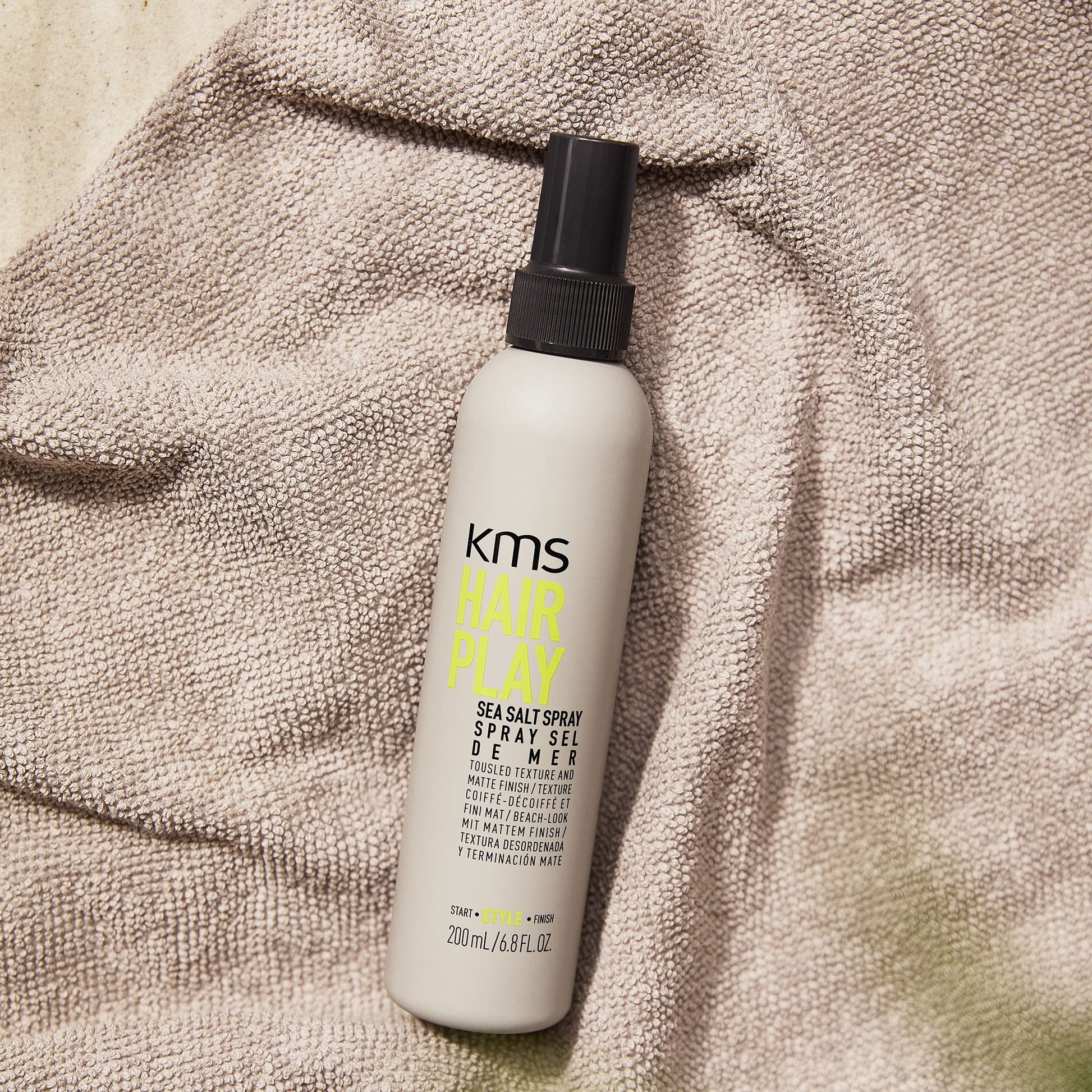 KMS Hairplay spray for beachy waves