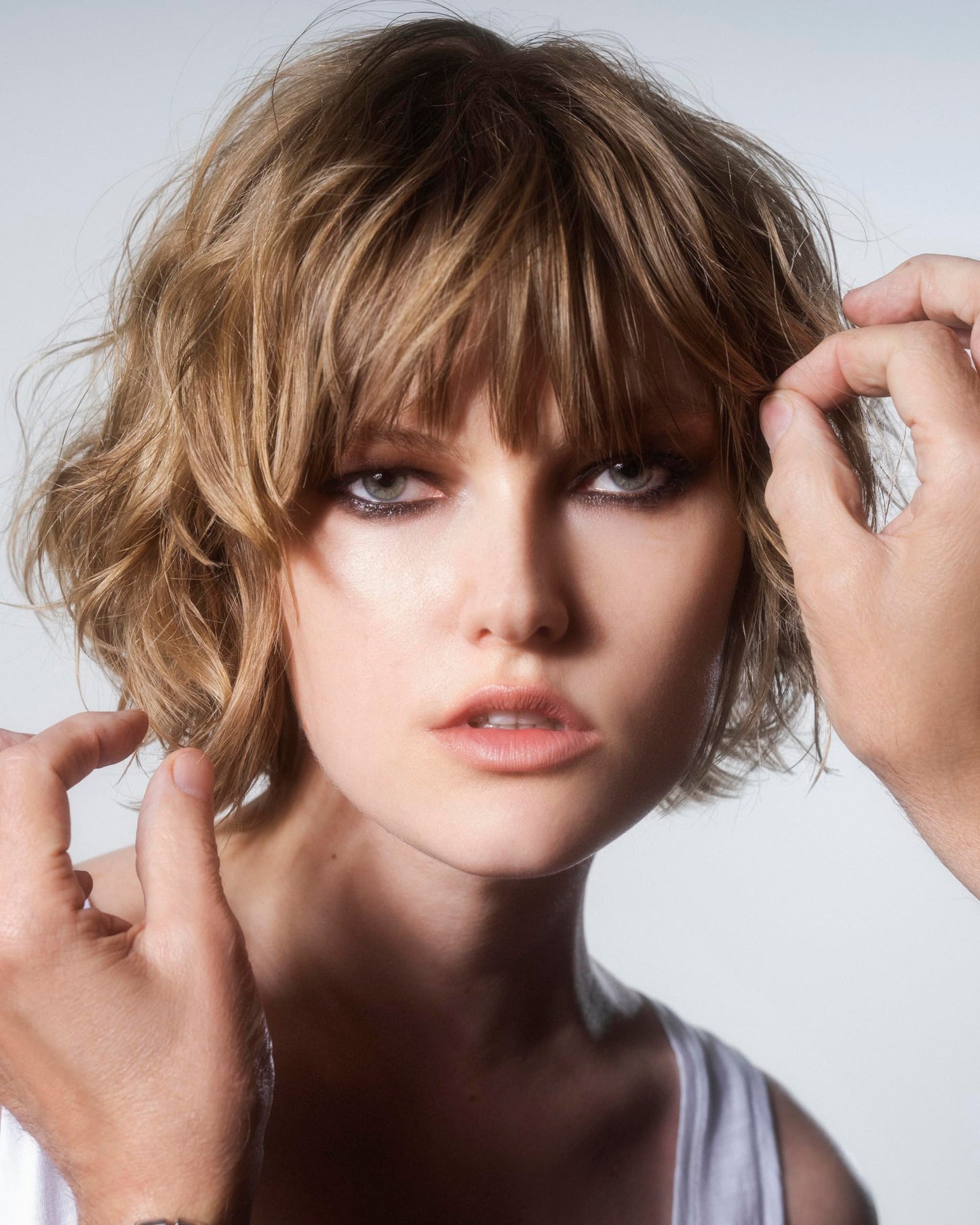 R+Co Sun Catcher heat protection hair spray application