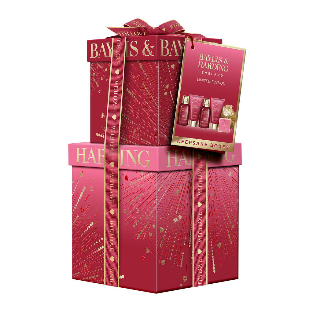 Baylis And Harding luxury pamper present gift set lifestyle angle