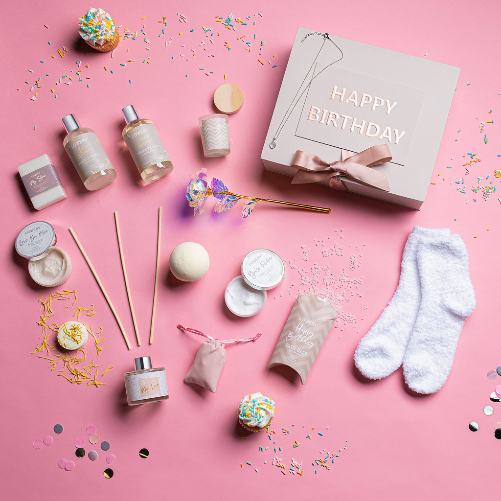 Packaging and gift box presentation for women celebration