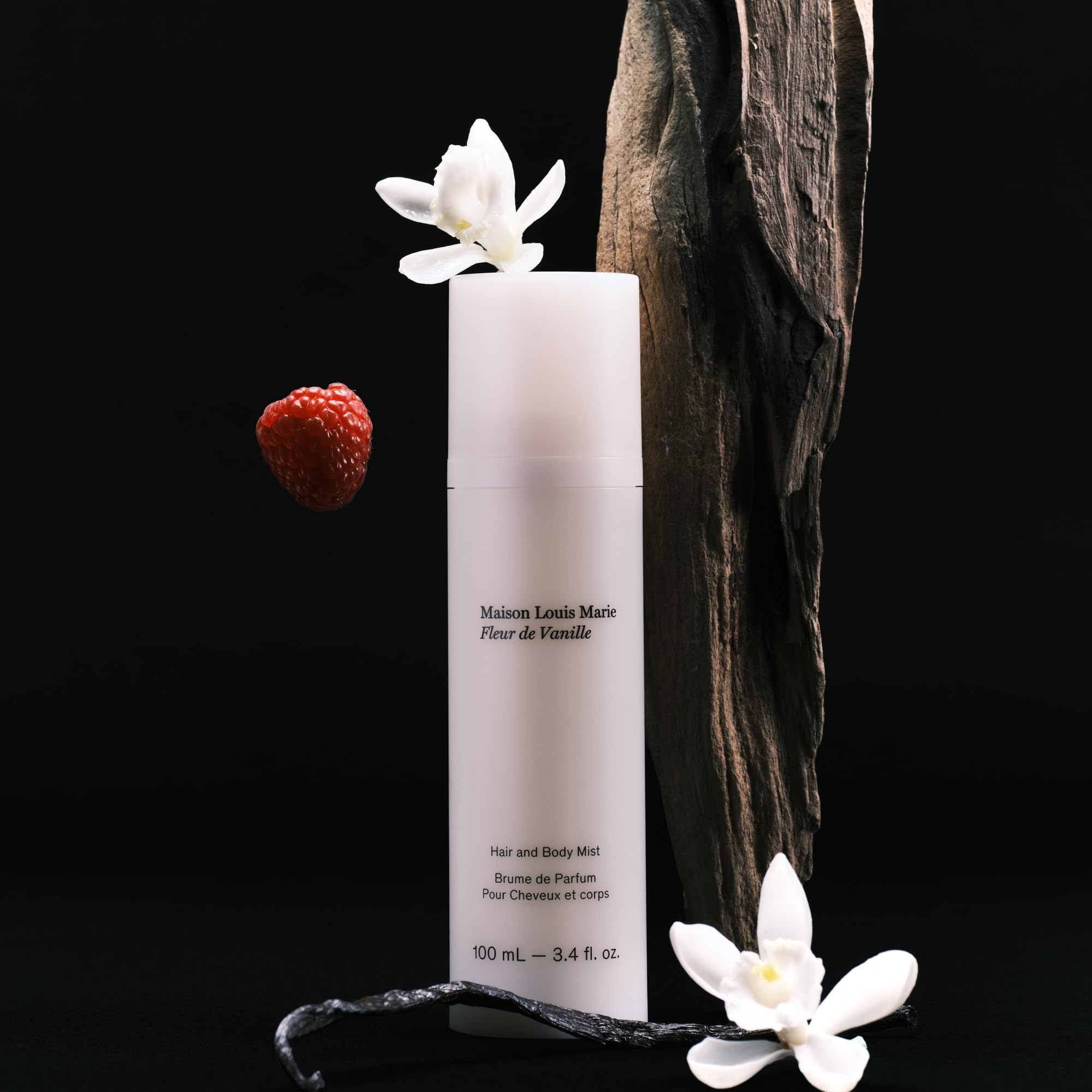 Maison Louis Marie 100 milliliter bottle design close up