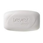 Lever 2000 4 ounce bar soap close up detail