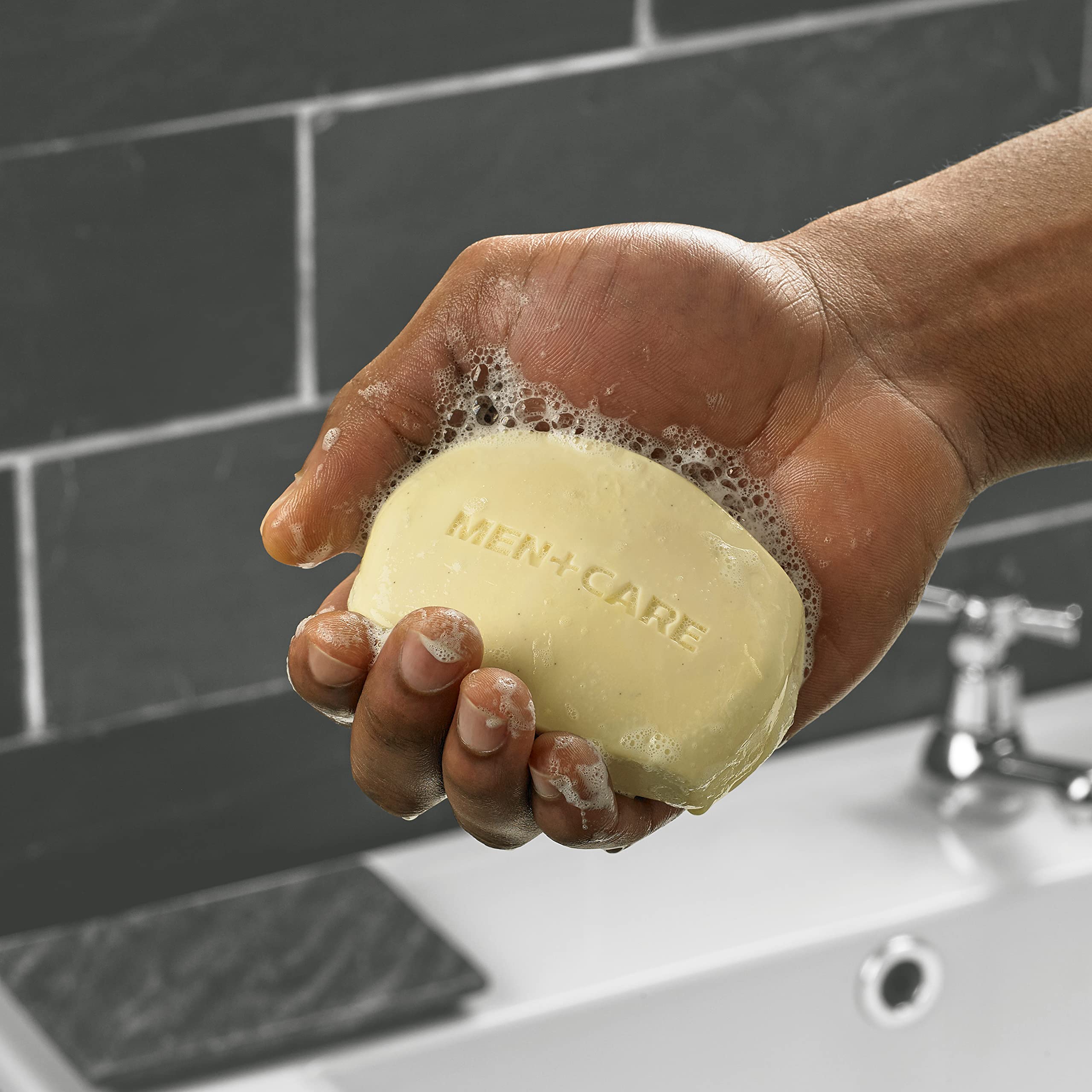 Dove Men Care mandarin citrus and patchouli scent soap bar close up