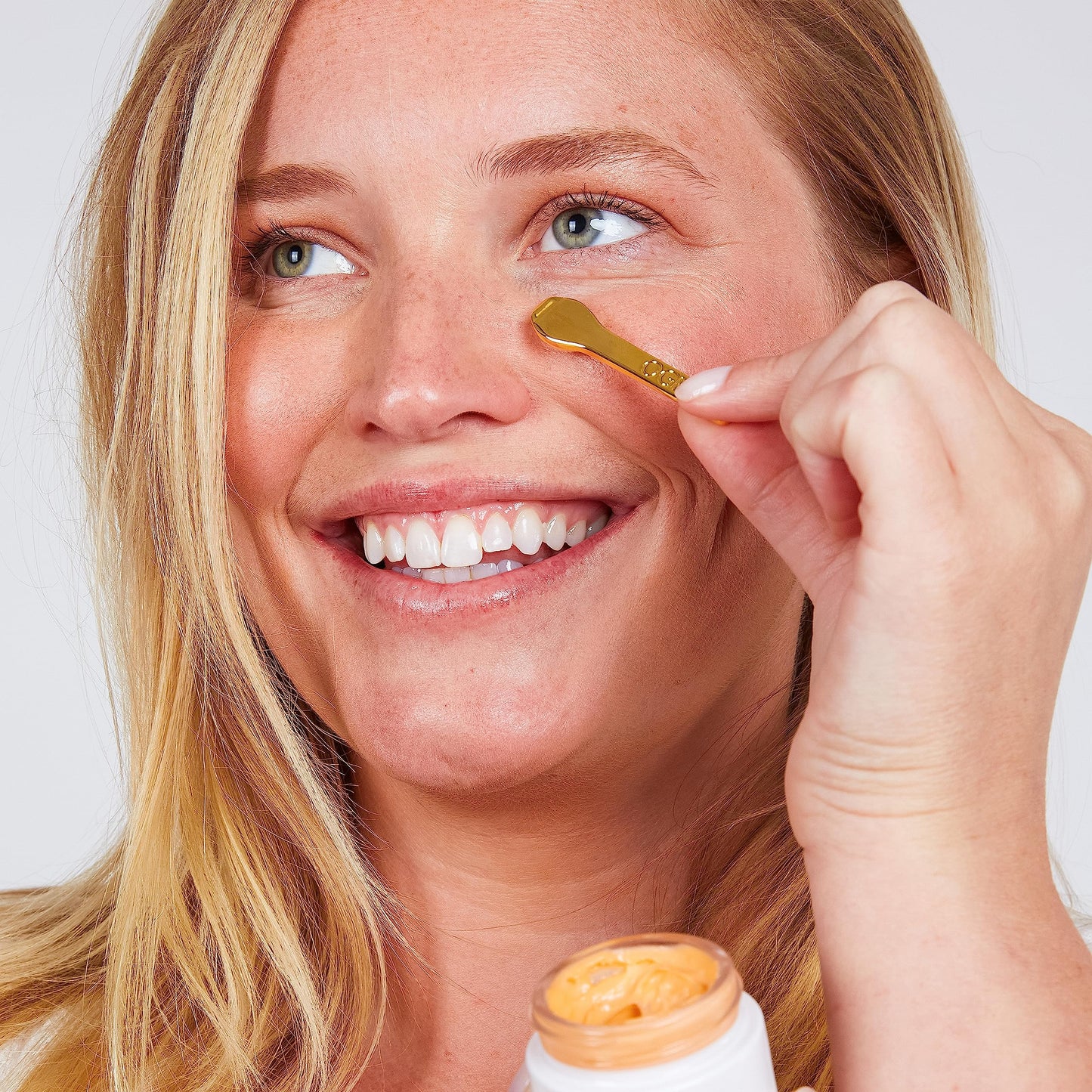 Side view of Ogee botanical eye balm for puffiness and hydration