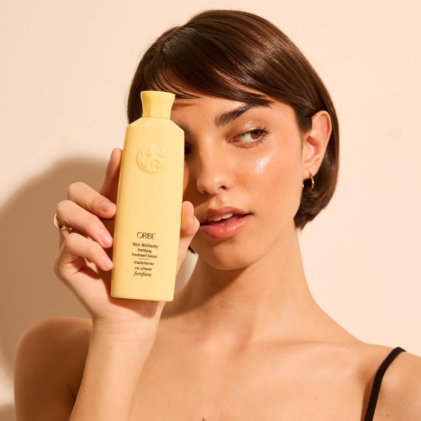 Oribe Hair Alchemy Fortifying Treatment lifestyle shot