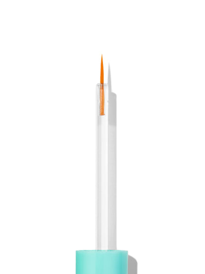 Sweed eyelash and brow growth serum lifestyle product shot