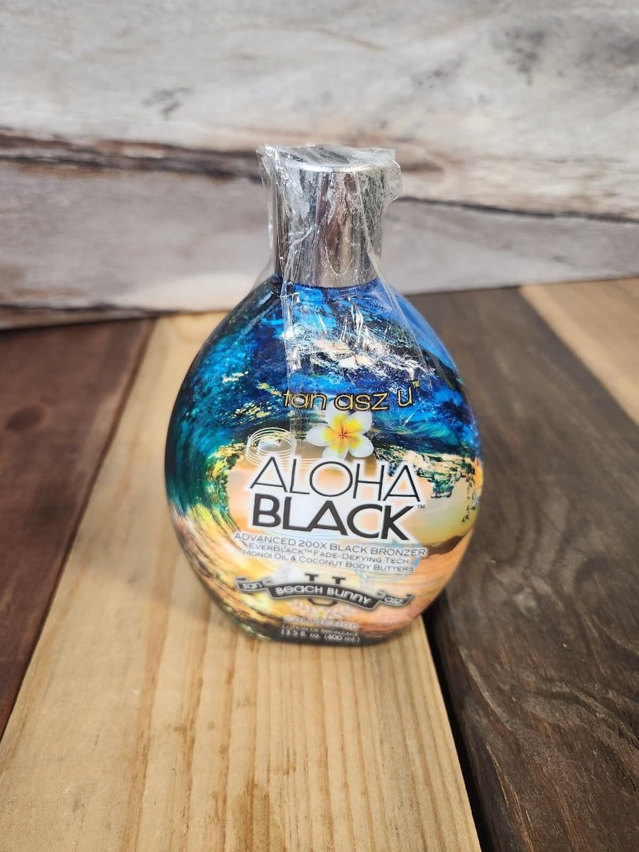 Tan Asz U Aloha Black 200x bronzer lotion texture dispensed on hand