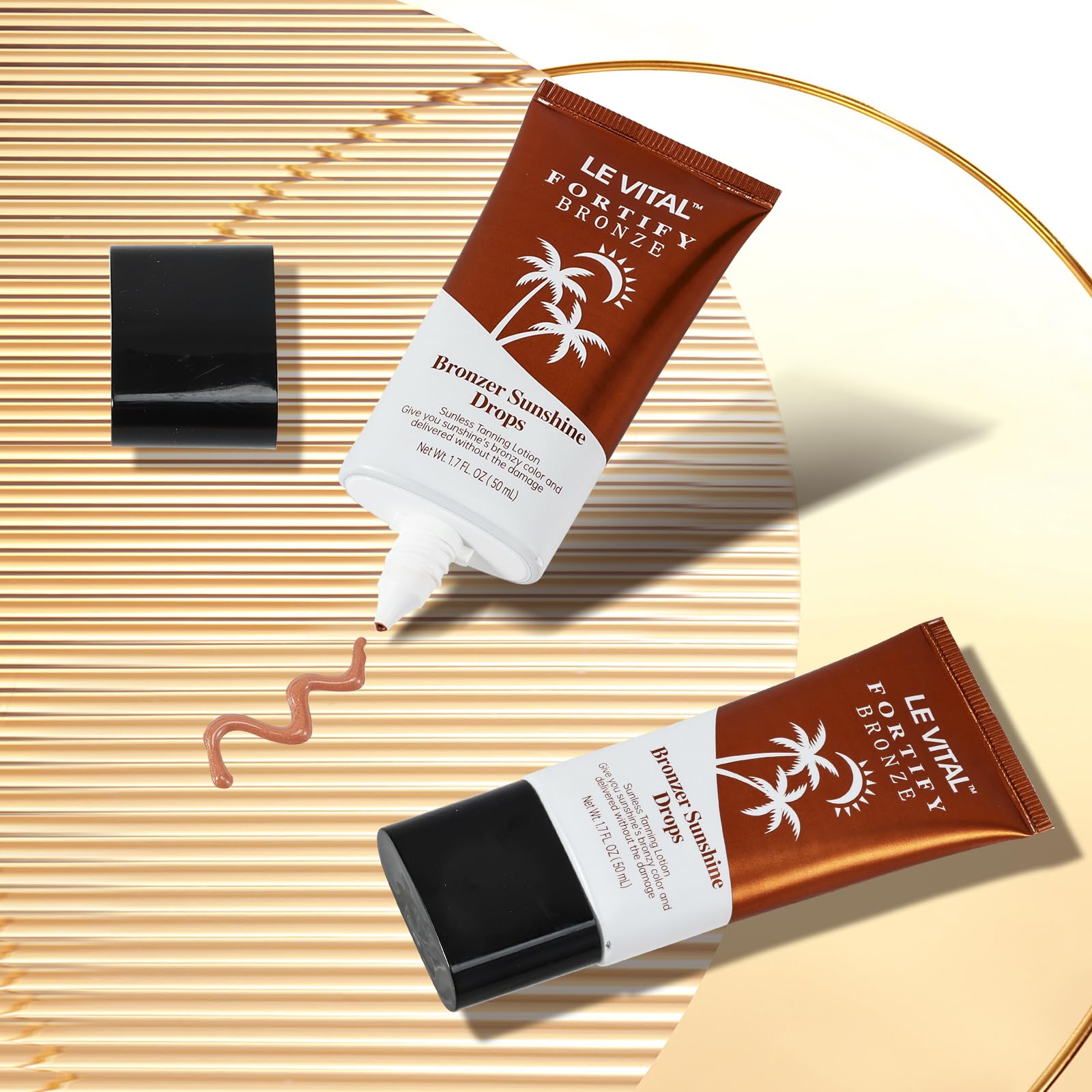 Side profile of Le Vital Instant Bronzing Gel containers