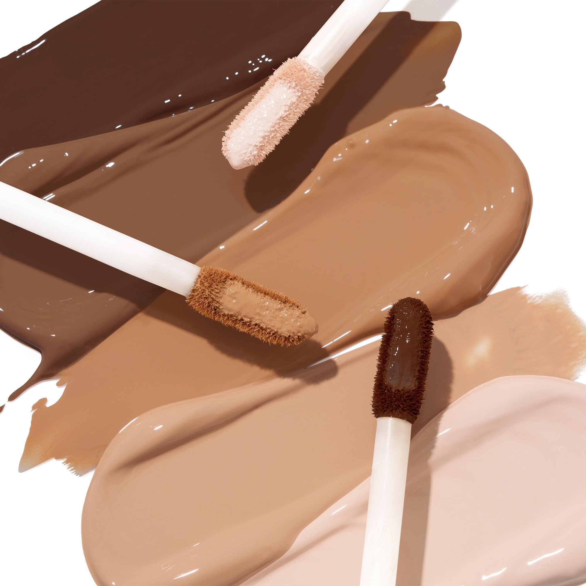 Texture of long lasting matte concealer