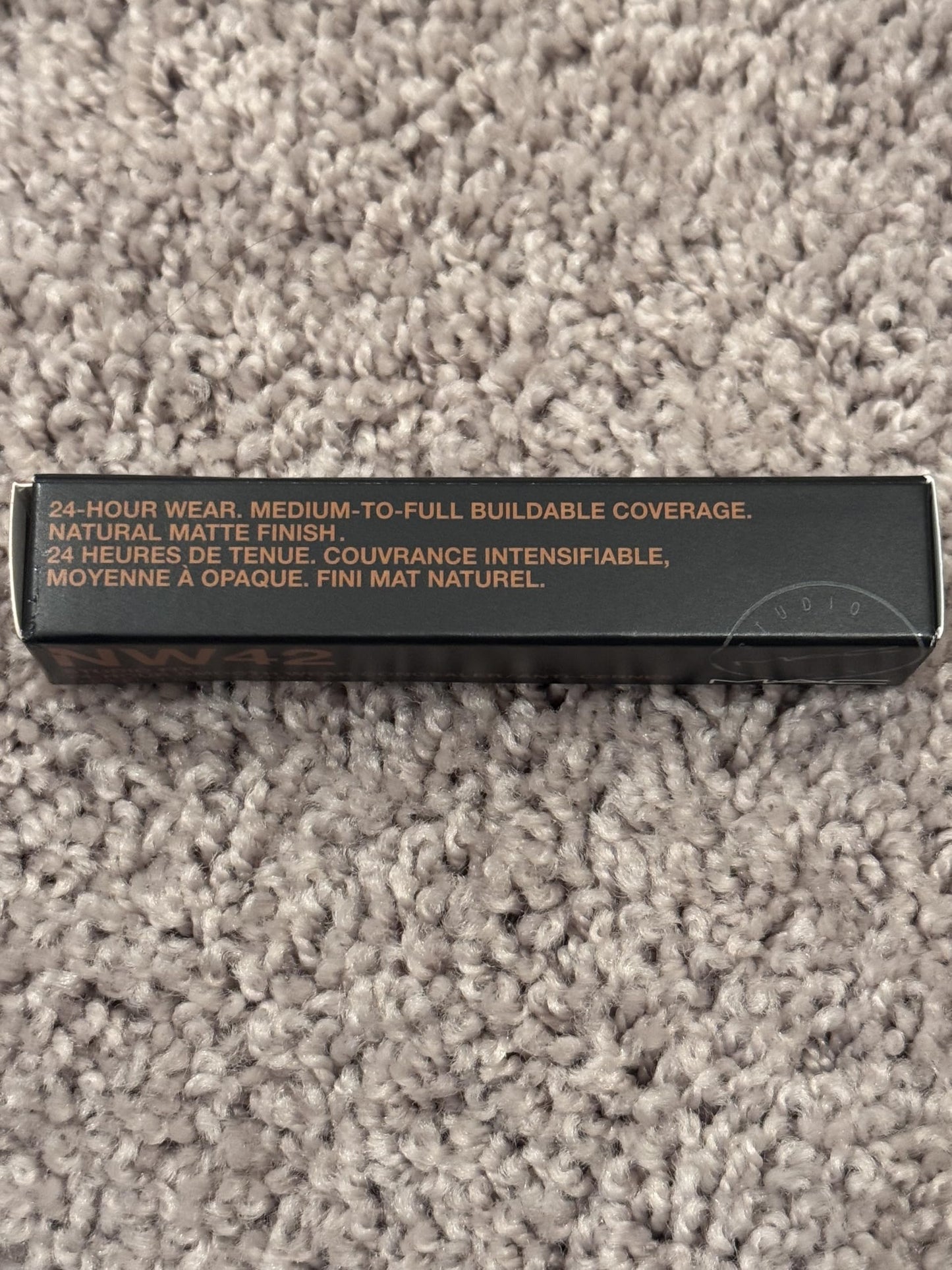 MAC liquid concealer texture and shade swatch NW42