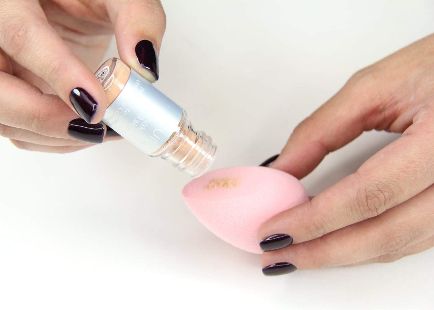 PÜR Minerals Shake and Bake concealer packaging and applicator