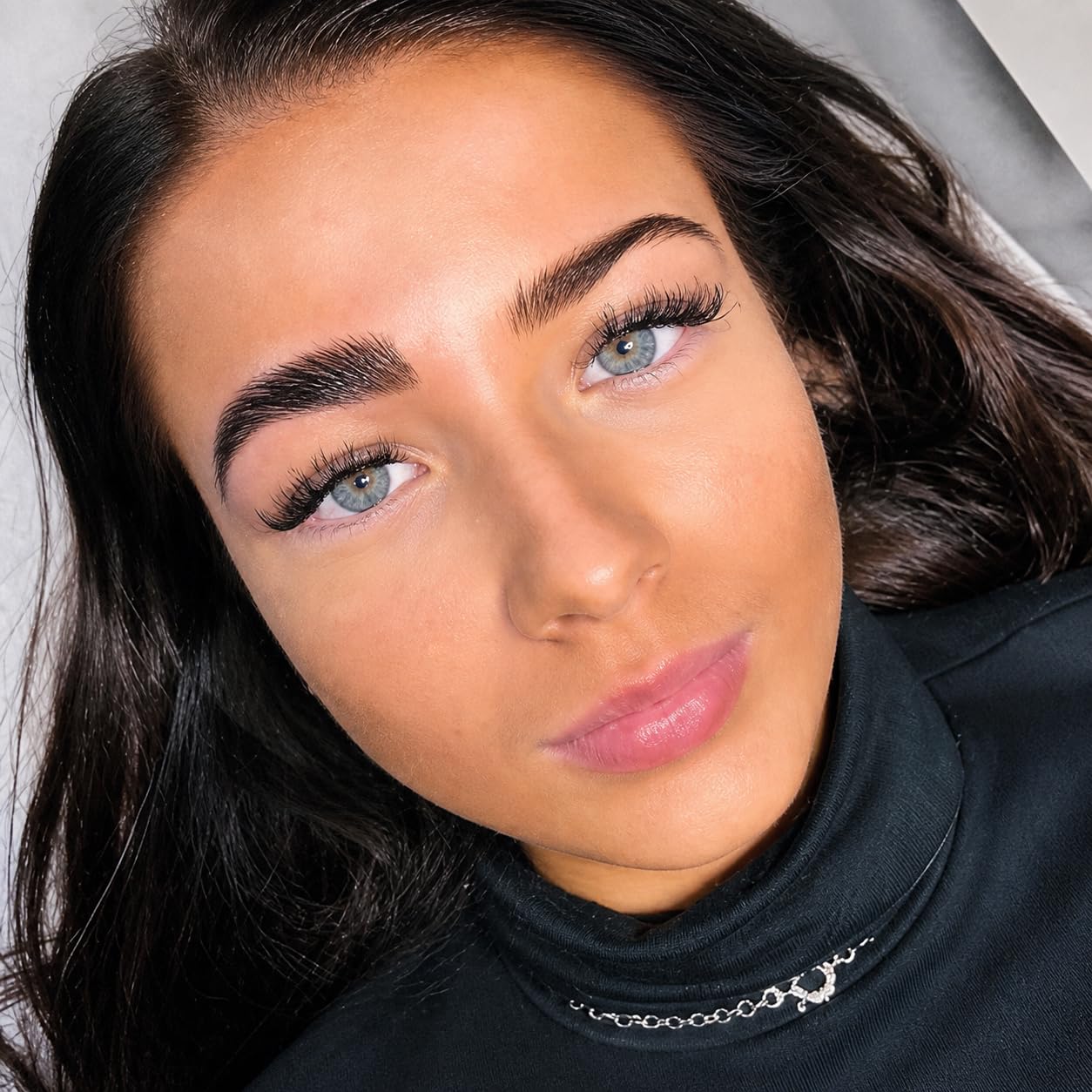 Complete brow sculpting kit from Aryana New York for treating thin or unruly eyebrows