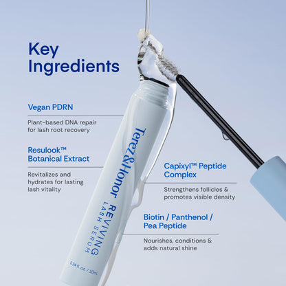 Terez And Honor peptide and biotin eyelash serum applicator brush close up