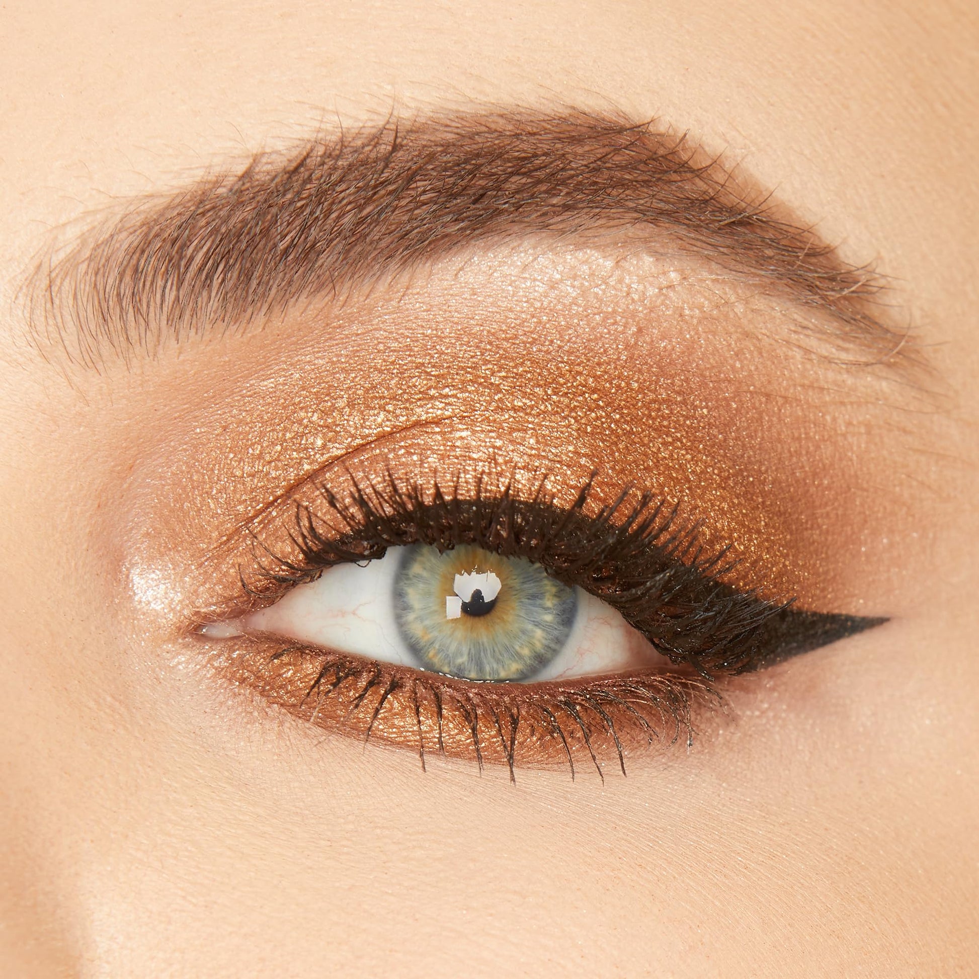 Tarte liquid eyeliner tip close up