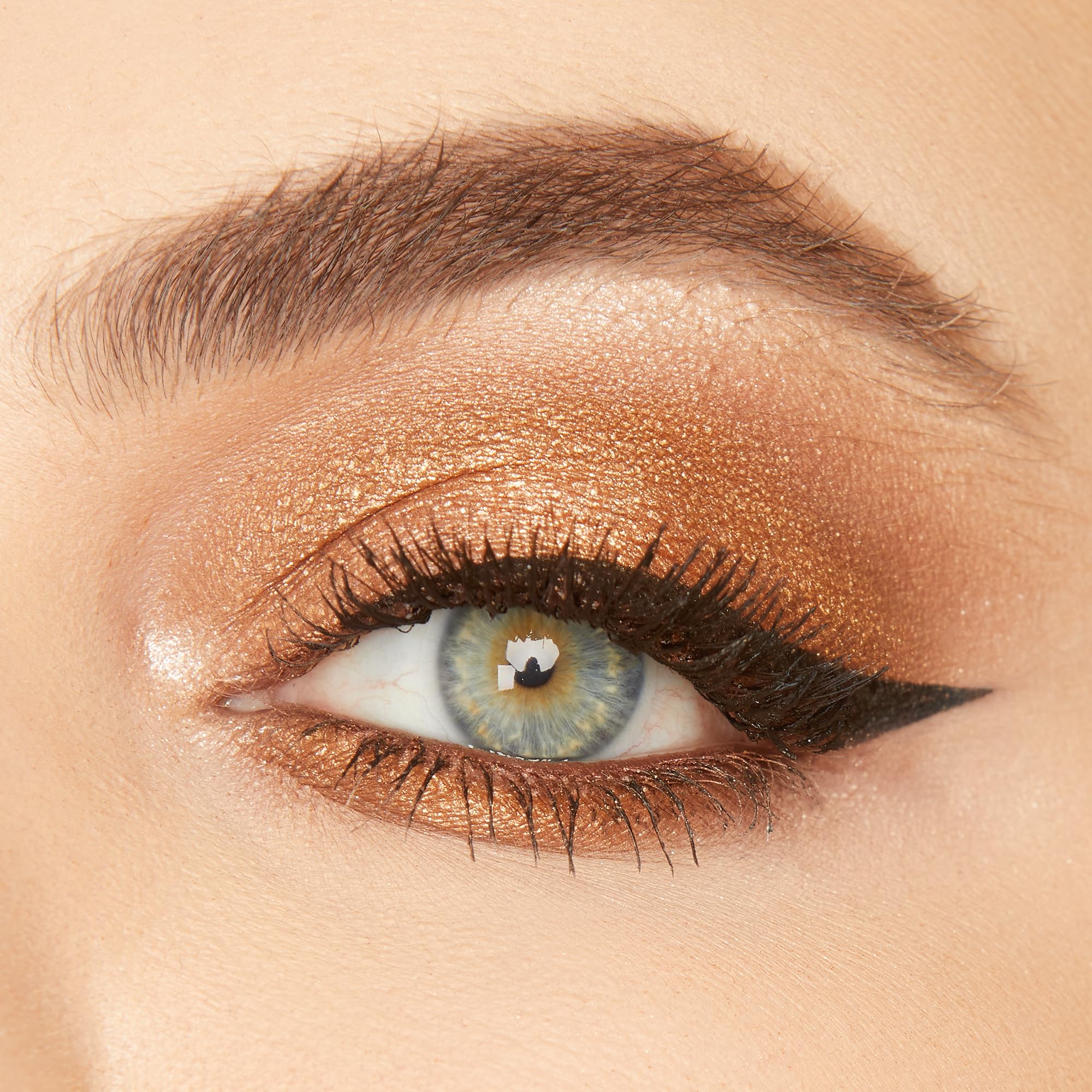 Tarte liquid eyeliner tip close up