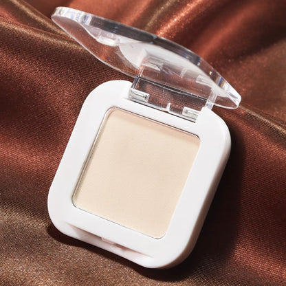 HHLTOH monochrome eyeshadow compact size comparison