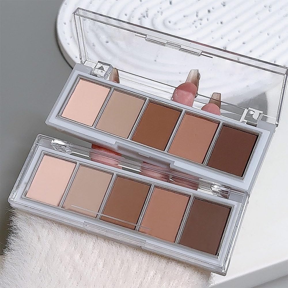 Detailed top view of the five matte brown and peach shades