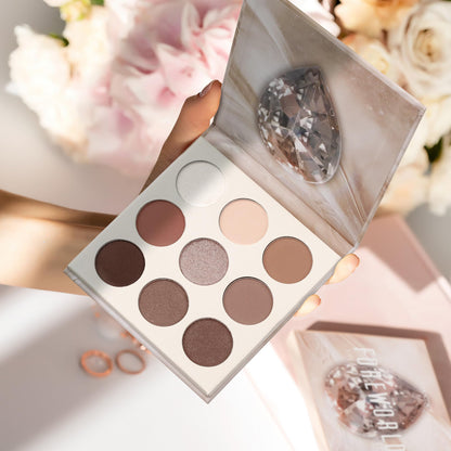 Professional makeup look using Docolor 9 color palette