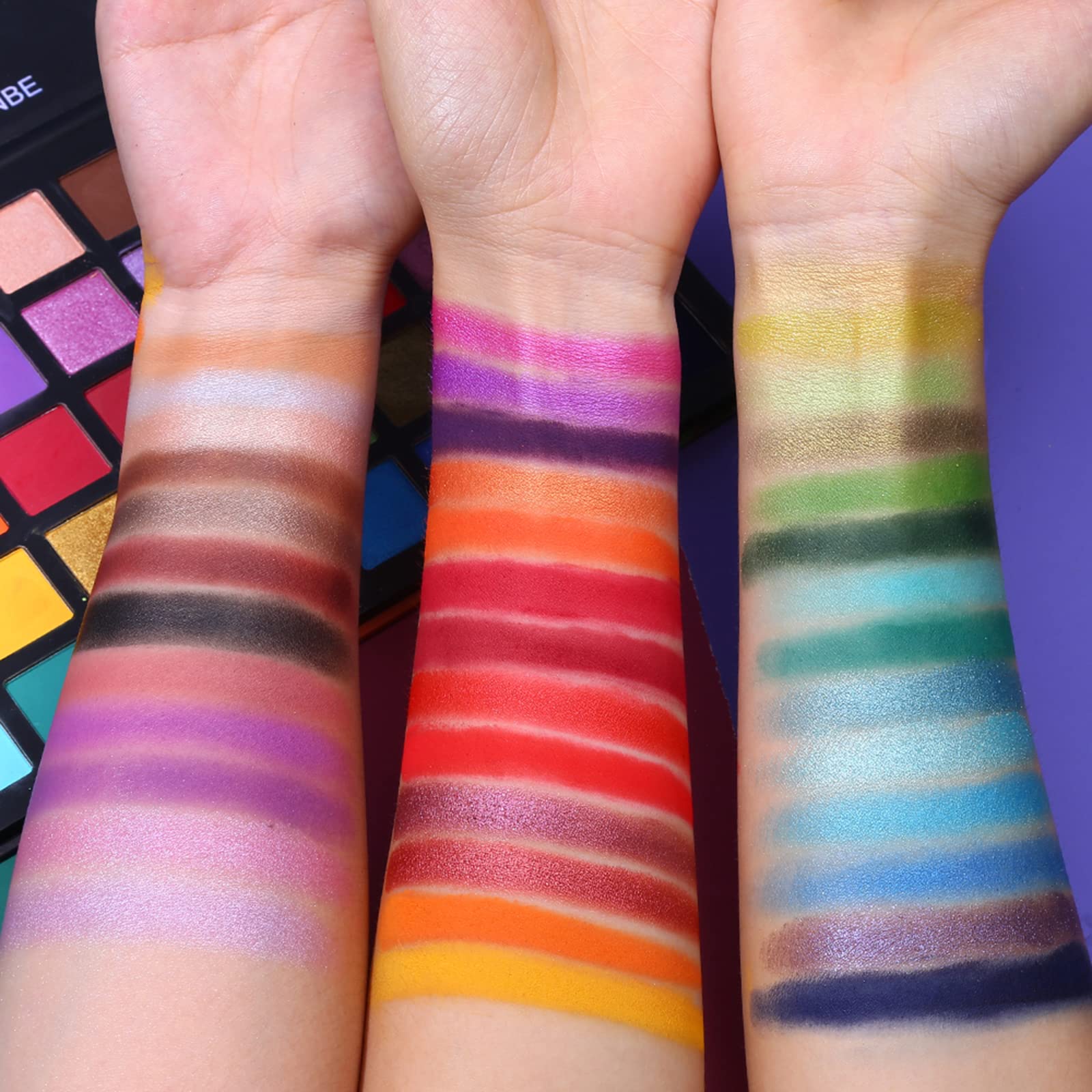 Ucanbe Spotlight palette pigment swatch samples