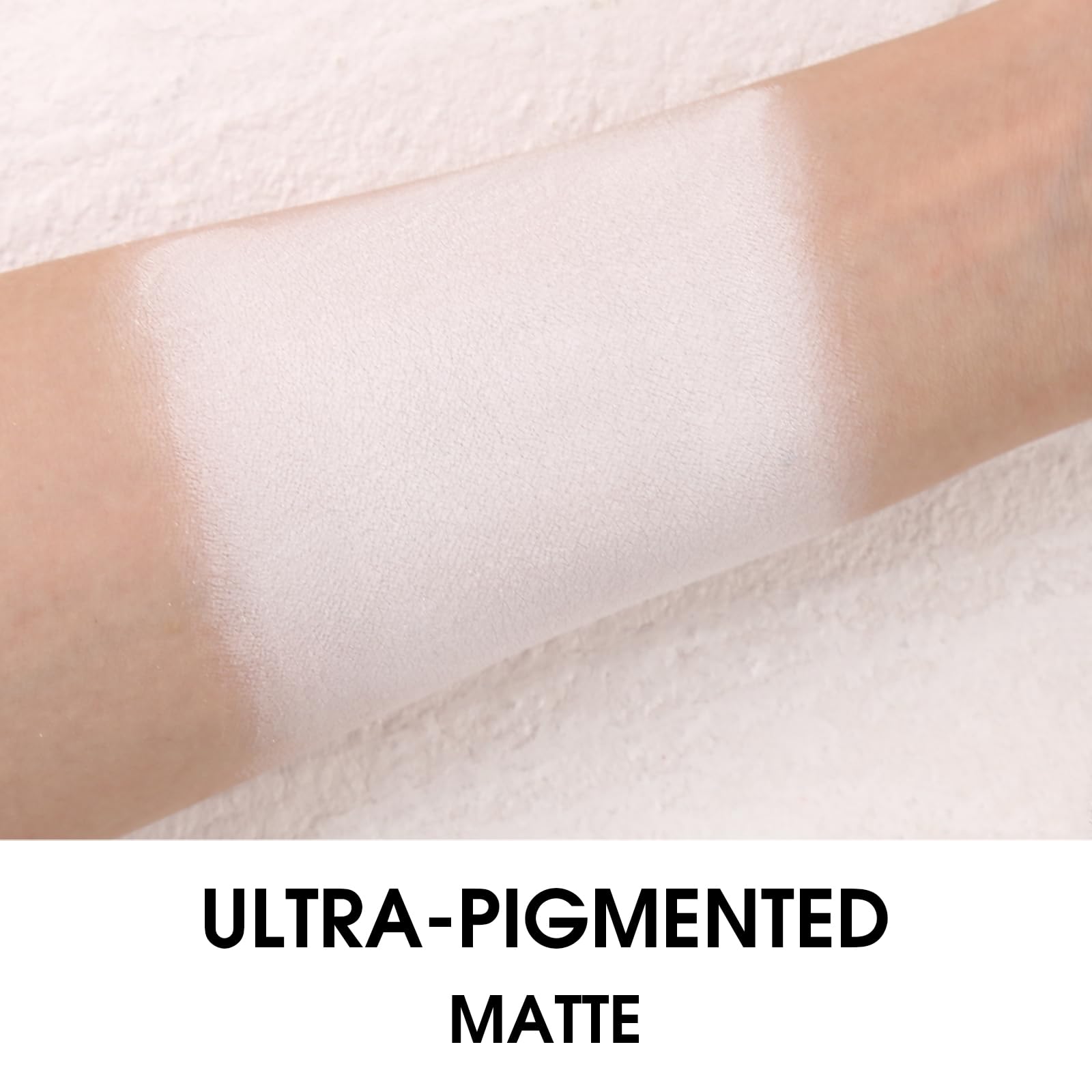 Close up of Ucanbe single eyeshadow pigment texture