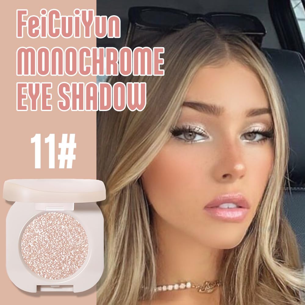Close up of FeiCuiYun Pearl White Silver shimmer texture