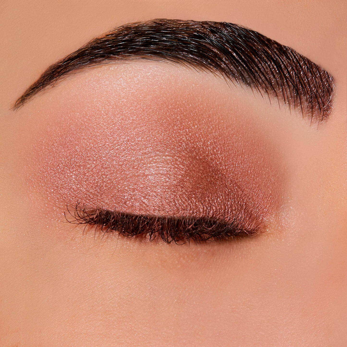 Sigma Beauty Eyeshadow Base Primer Sorbet retractable tip close up view