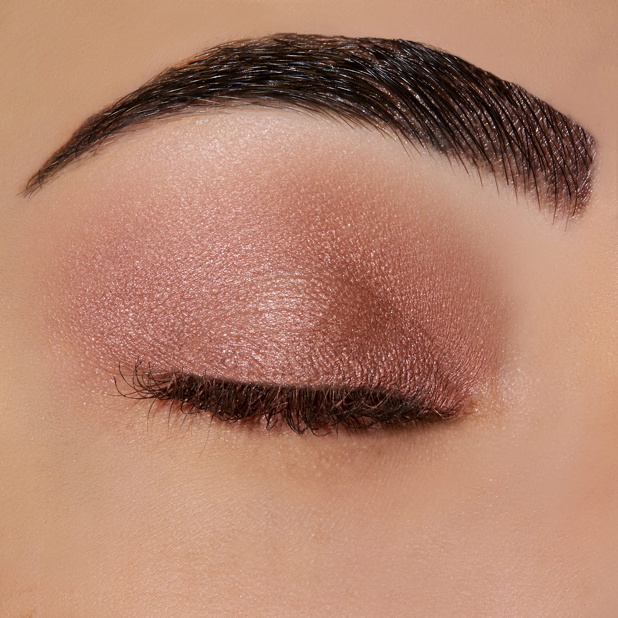 Sigma Beauty Eyeshadow Base Primer Sorbet retractable tip close up view