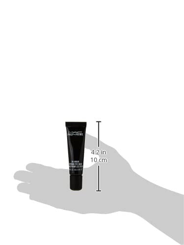 MAC Prep and Prime eye base texture application on skin for matte finish