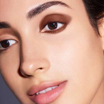 Professional makeup look using Shiseido 01 Tea House