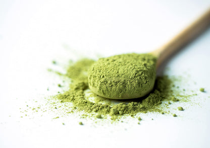 Healthy green smoothie made with Food To Live supergrass powder
